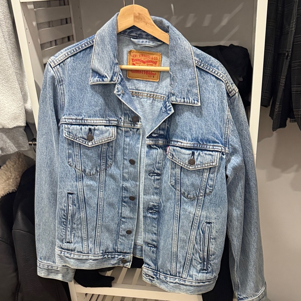 Levi's Light Blue Denim Jacket Men's Shirt-Jacket